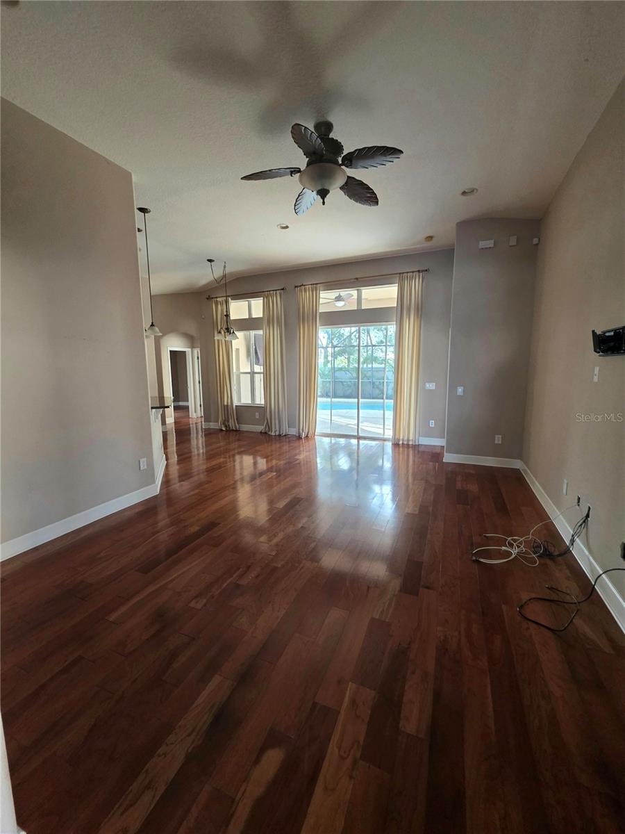 14303 KING TOM PL — photo 3