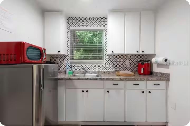 4828 EL CAPISTRANO DR — photo 28