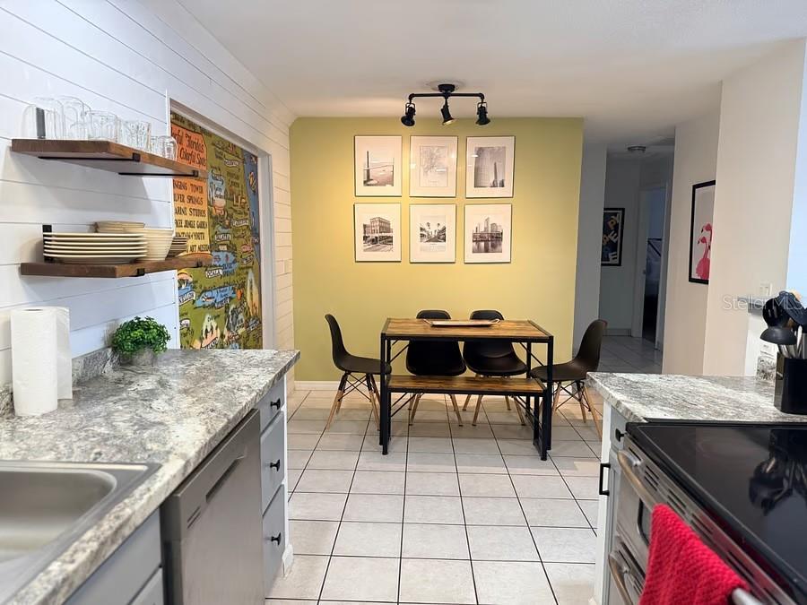 4828 EL CAPISTRANO DR — photo 4