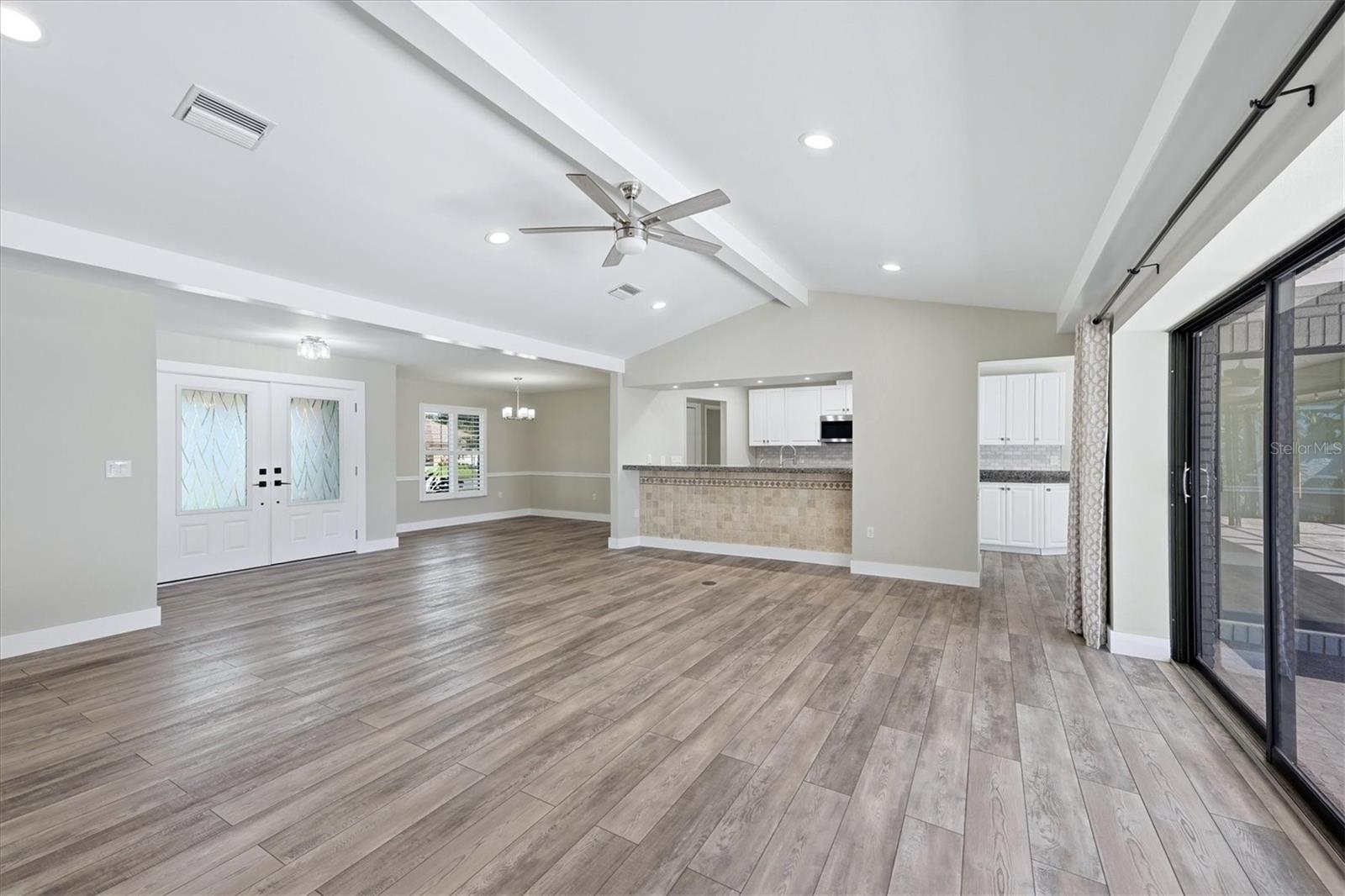 6993 COUNTRY LAKES CIR — photo 25