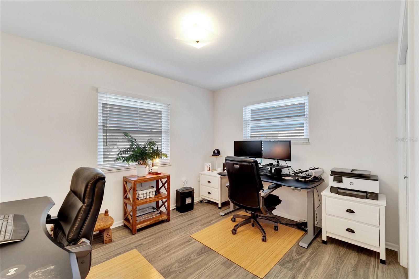 1216 HACIENDA DR — photo 40