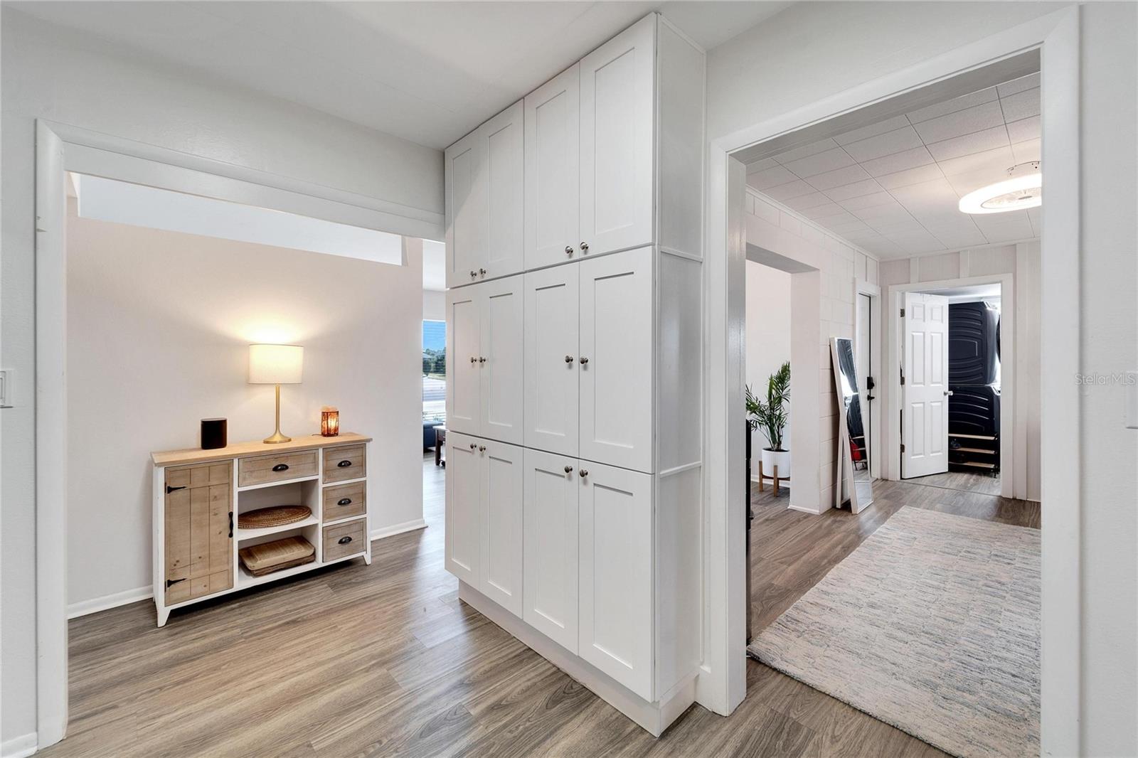 1216 HACIENDA DR — photo 22