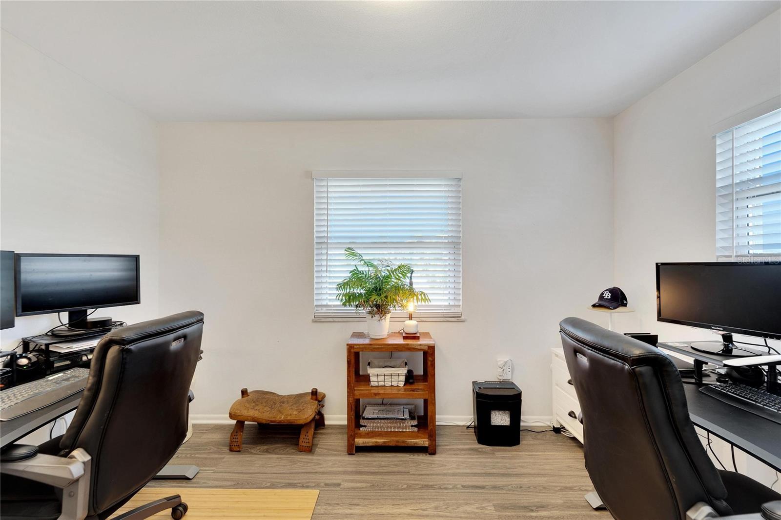 1216 HACIENDA DR — photo 38