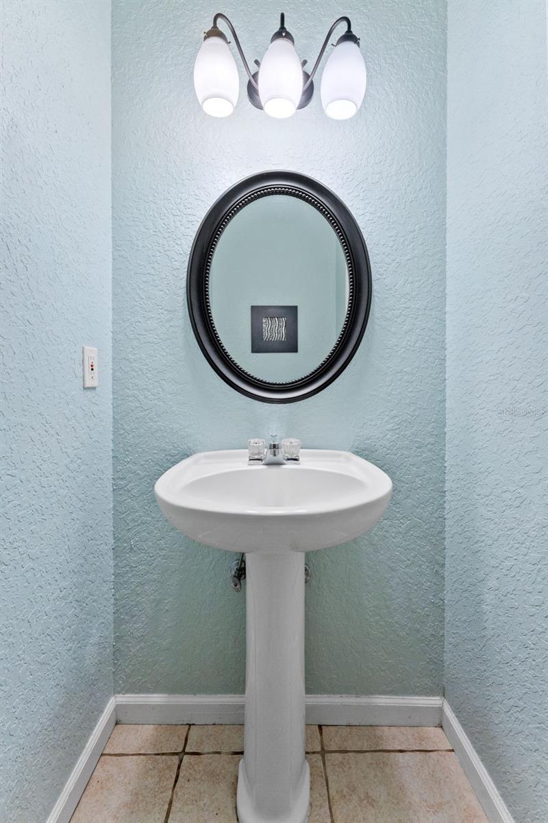 16309 NEWBURY PALMS CT — photo 34