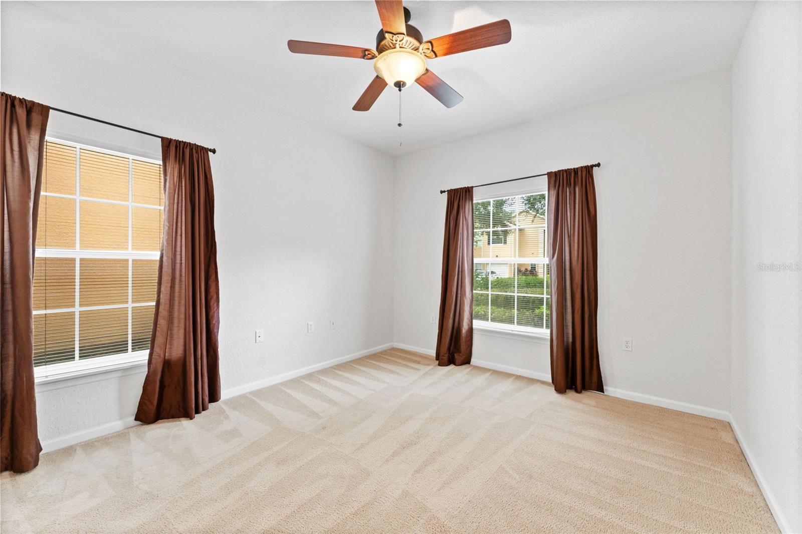 16309 NEWBURY PALMS CT — photo 4