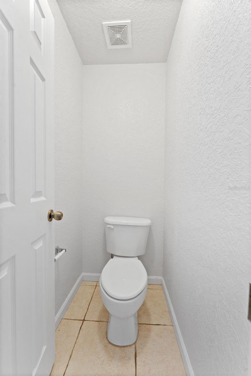 16309 NEWBURY PALMS CT — photo 24