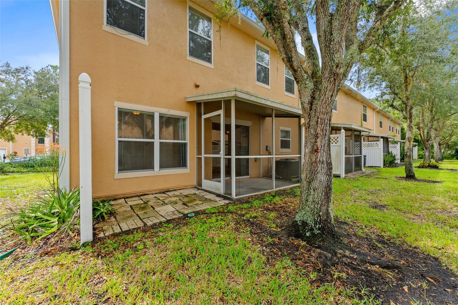16309 NEWBURY PALMS CT — photo 39