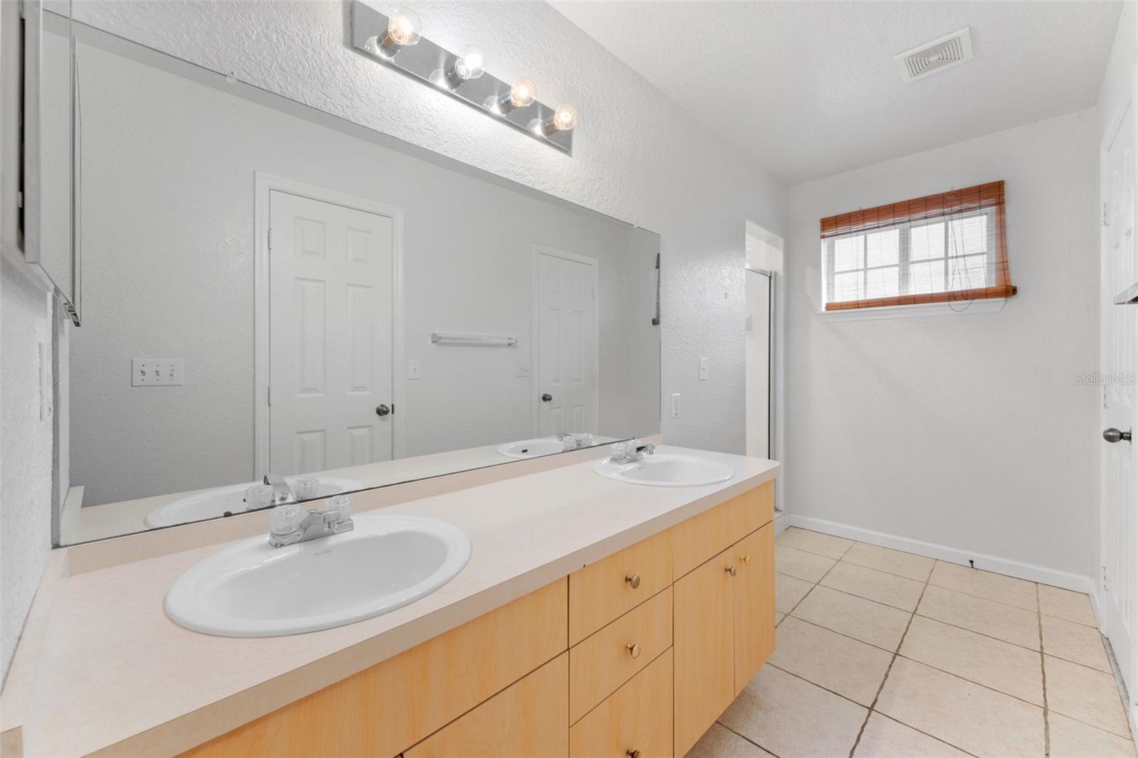 16309 NEWBURY PALMS CT — photo 22