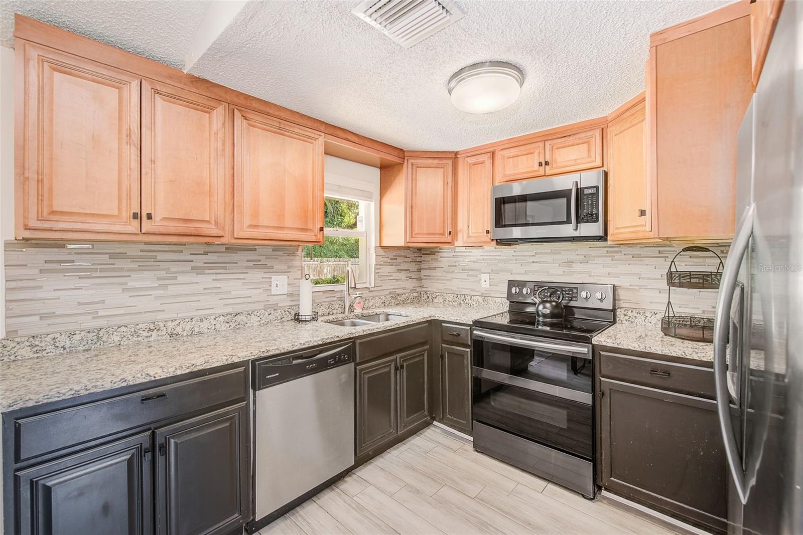 3144 JOHNS PKWY — photo 10
