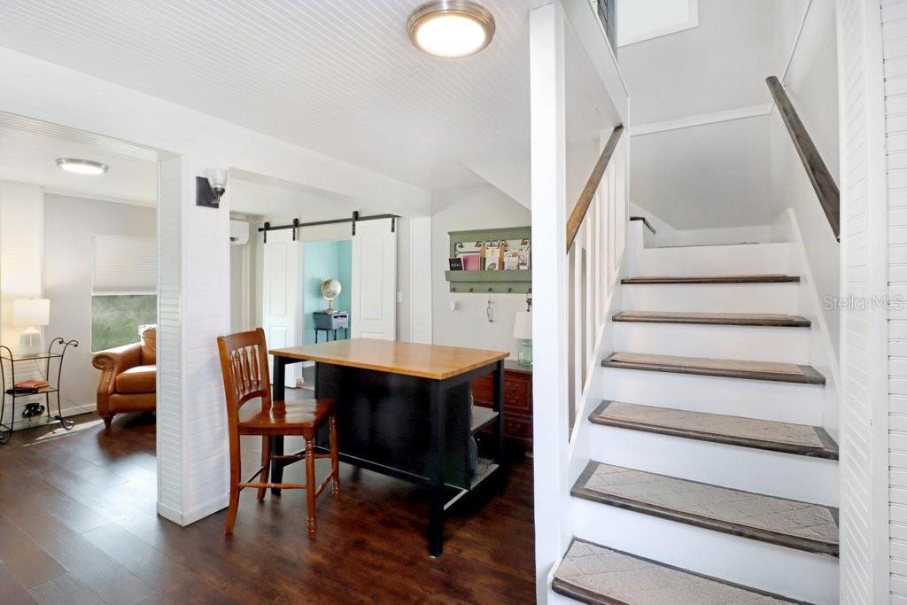 11337 KNIGHTS GRIFFIN RD — photo 39