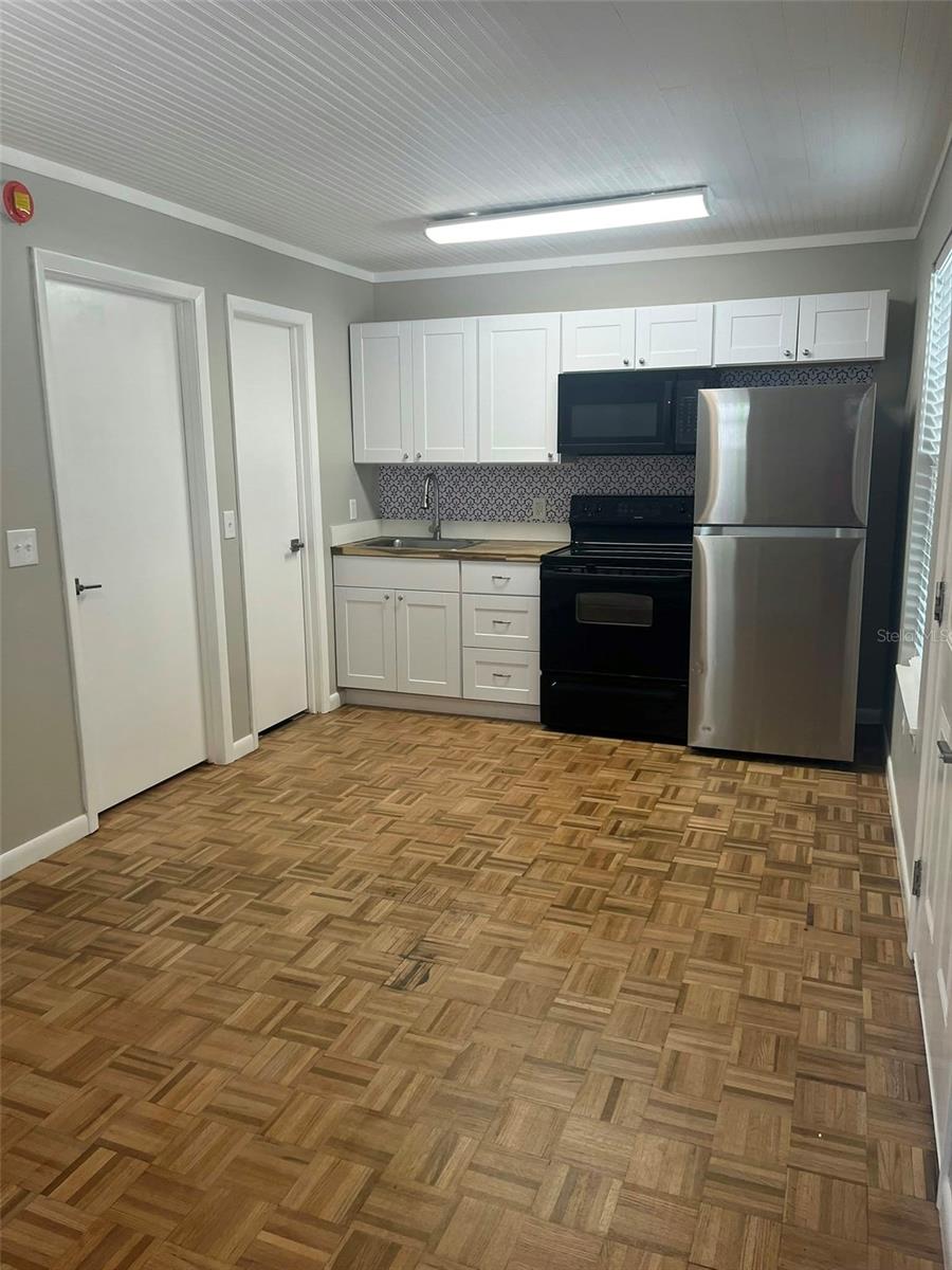 11337 KNIGHTS GRIFFIN RD — photo 84