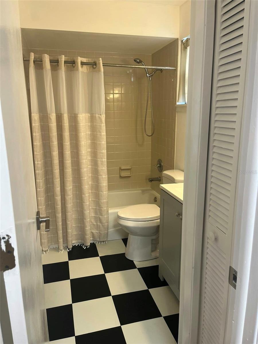 11337 KNIGHTS GRIFFIN RD — photo 91