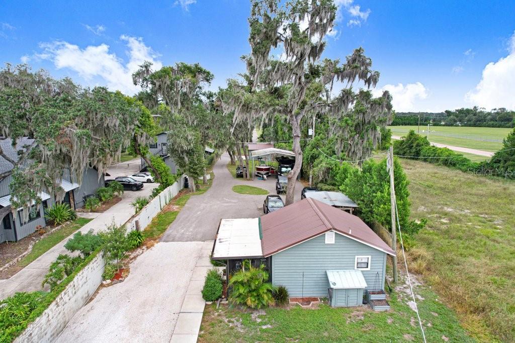 11337 KNIGHTS GRIFFIN RD — photo 17
