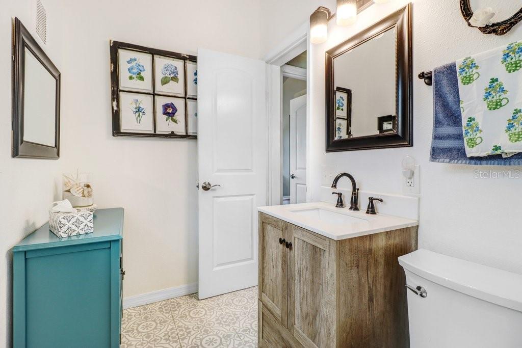 11337 KNIGHTS GRIFFIN RD — photo 36