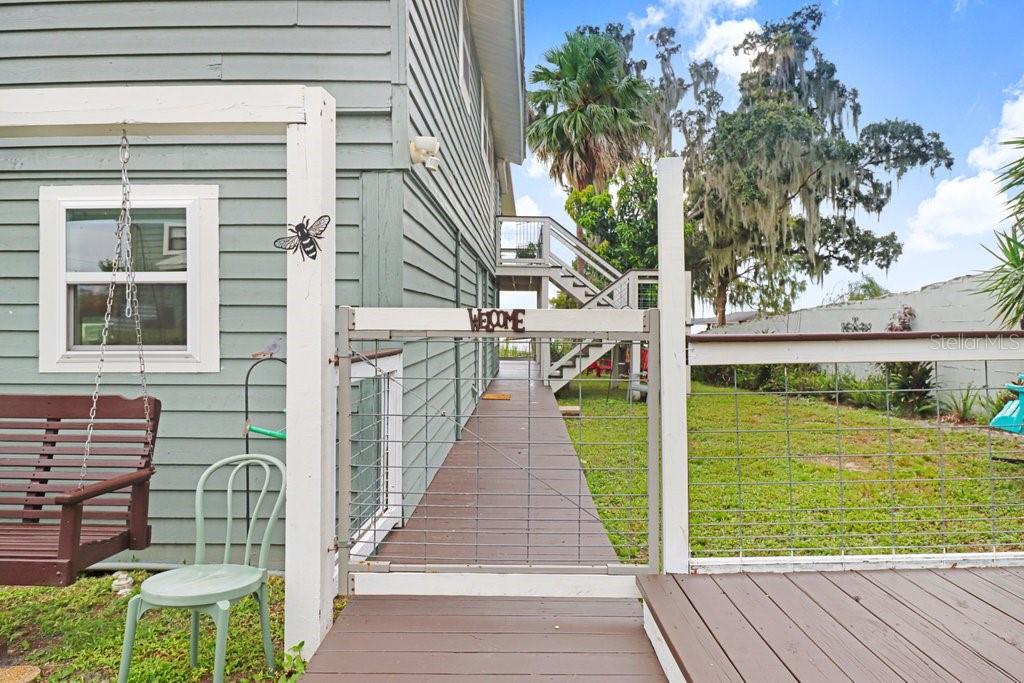 11337 KNIGHTS GRIFFIN RD — photo 20