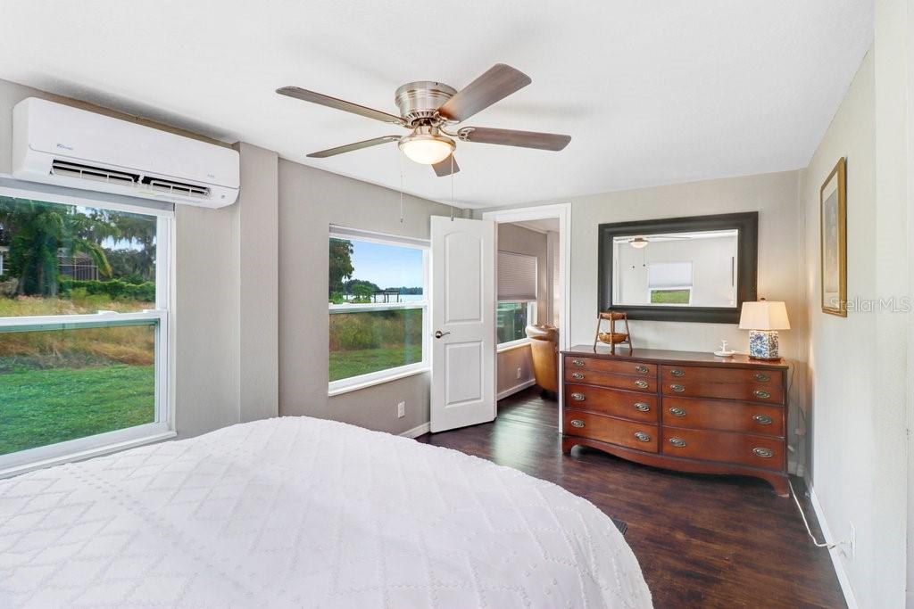 11337 KNIGHTS GRIFFIN RD — photo 43
