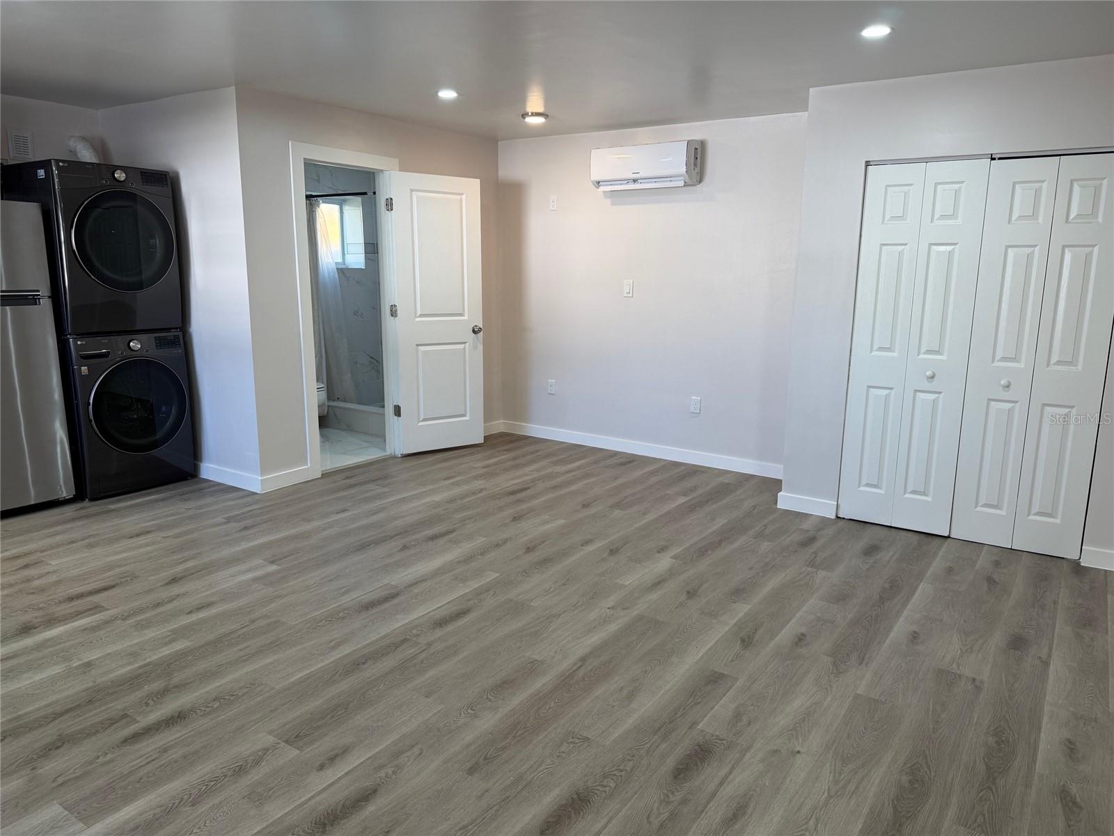705 W RIVER HEIGHTS AVE — photo 5