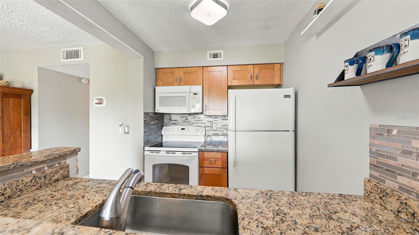 1622 STICKNEY POINT RD #22-102 — photo 15