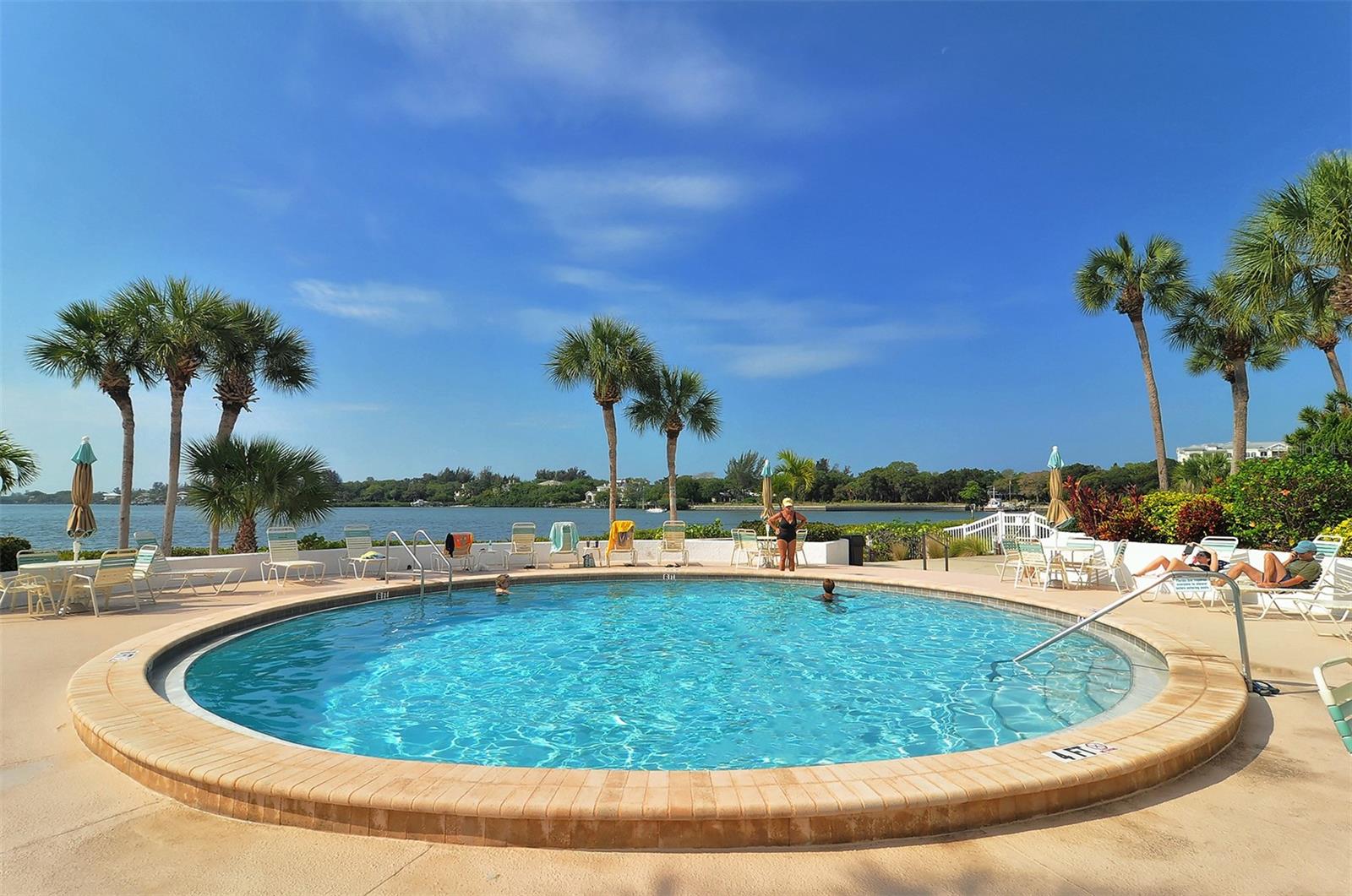 1622 STICKNEY POINT RD #22-102 — photo 28