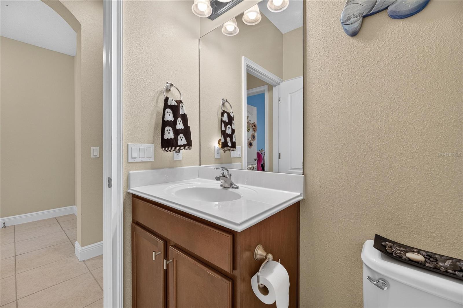 6911 SAIL VIEW LN — photo 40
