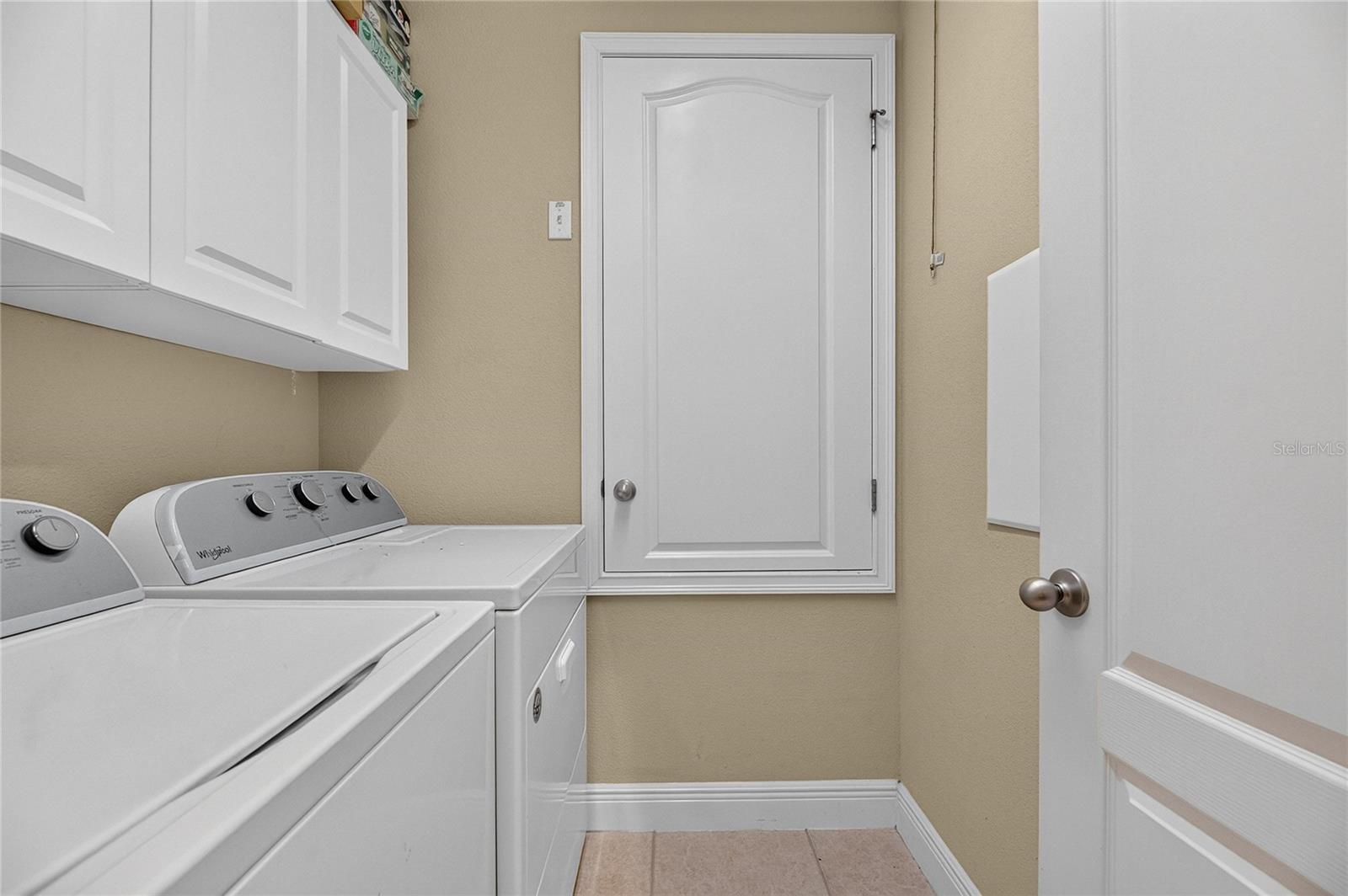 6911 SAIL VIEW LN — photo 32