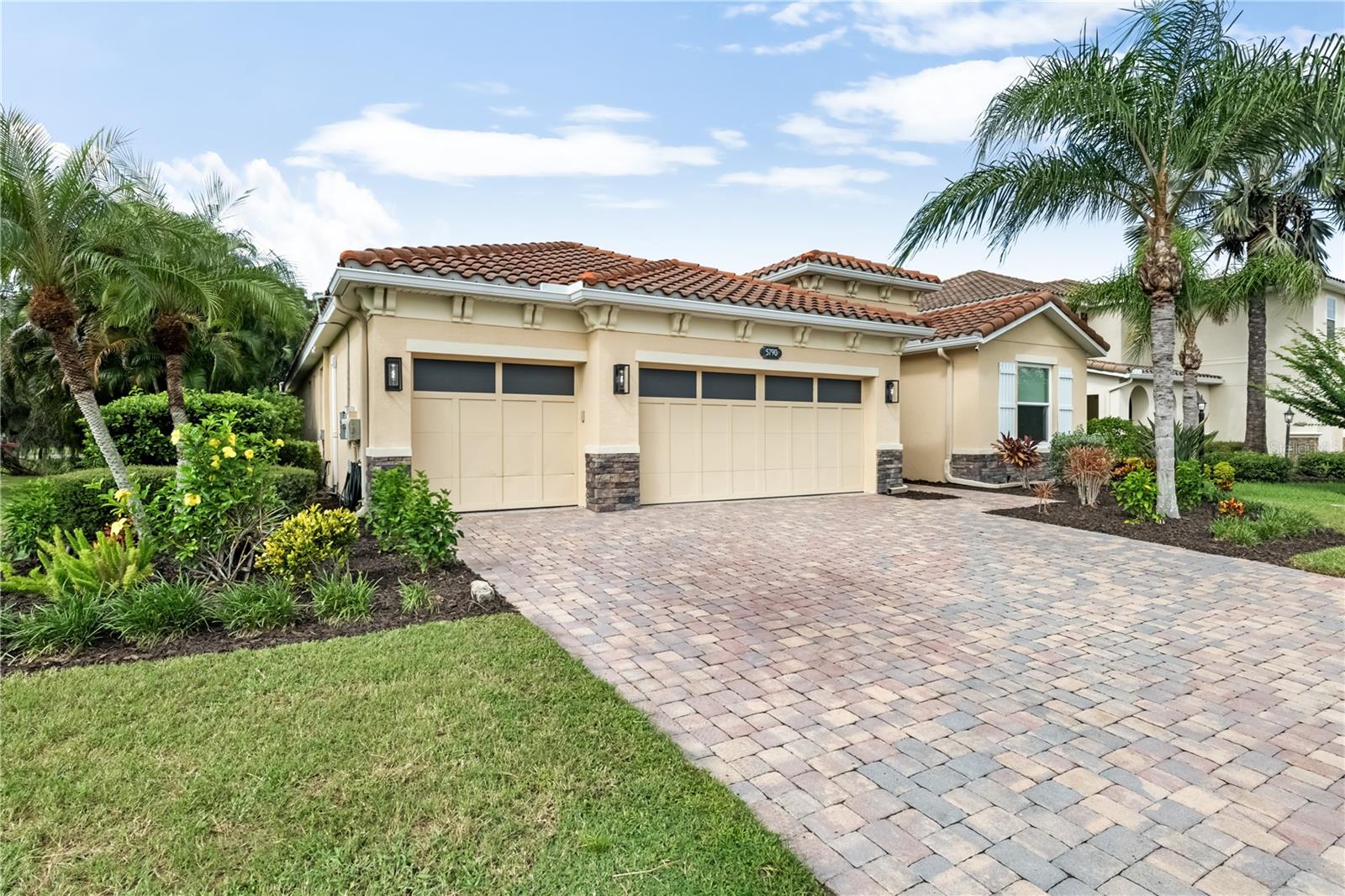 5790 ROCK DOVE DR — photo 52