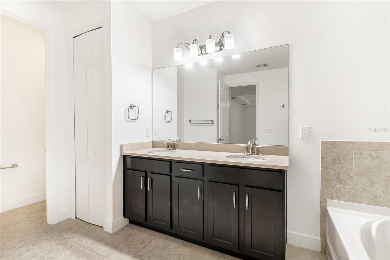 5790 ROCK DOVE DR — photo 27