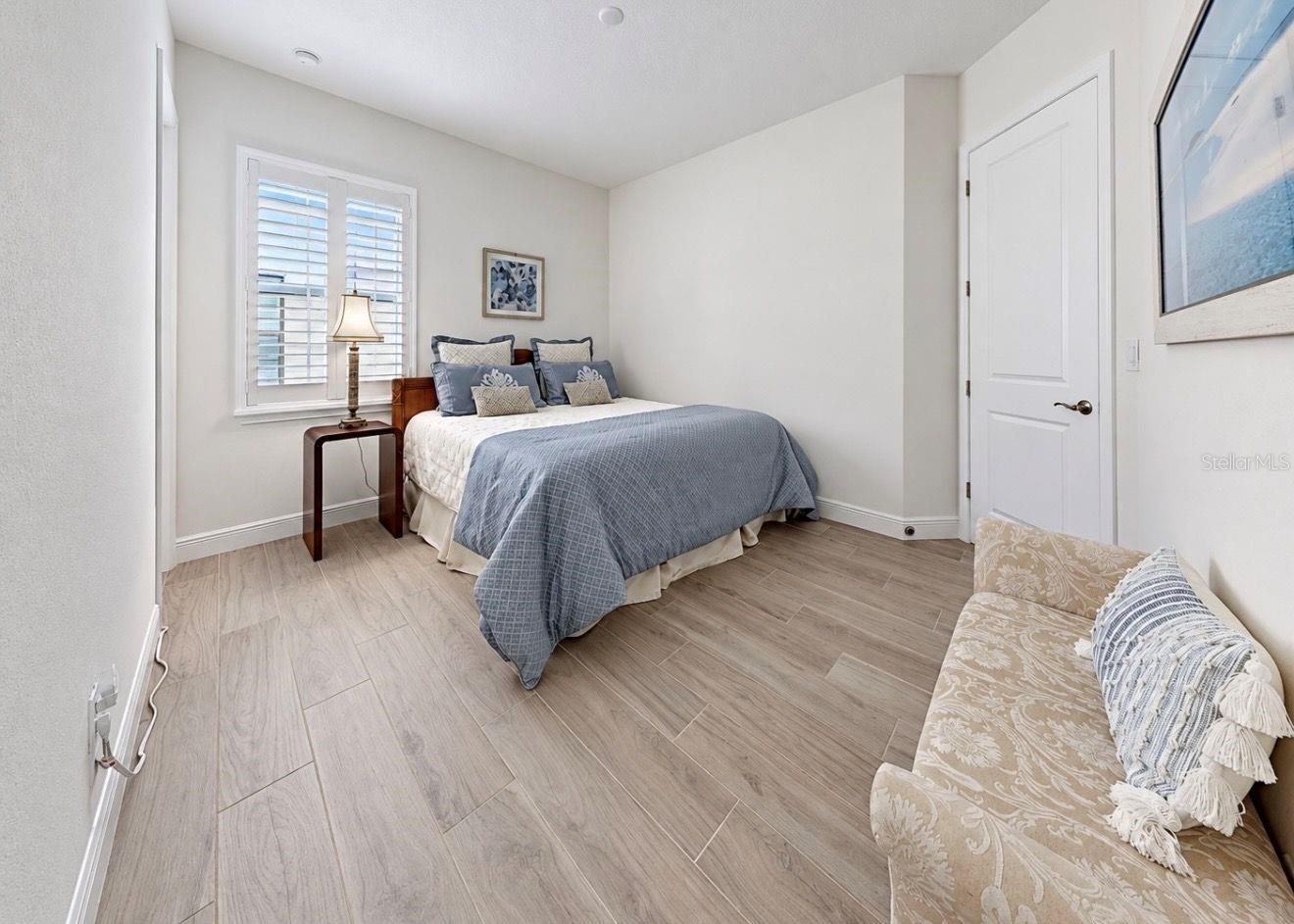 14537 SWISS BRIDGE DR — photo 21