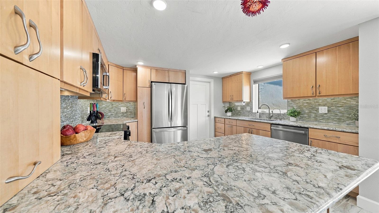120 WHISPERING SANDS DR #V20 — photo 17