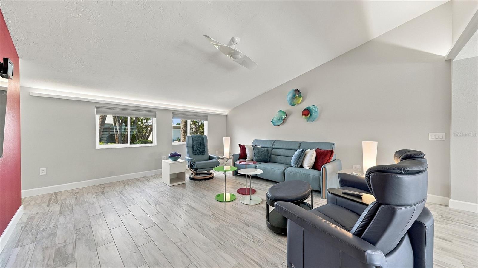 120 WHISPERING SANDS DR #V20 — photo 11