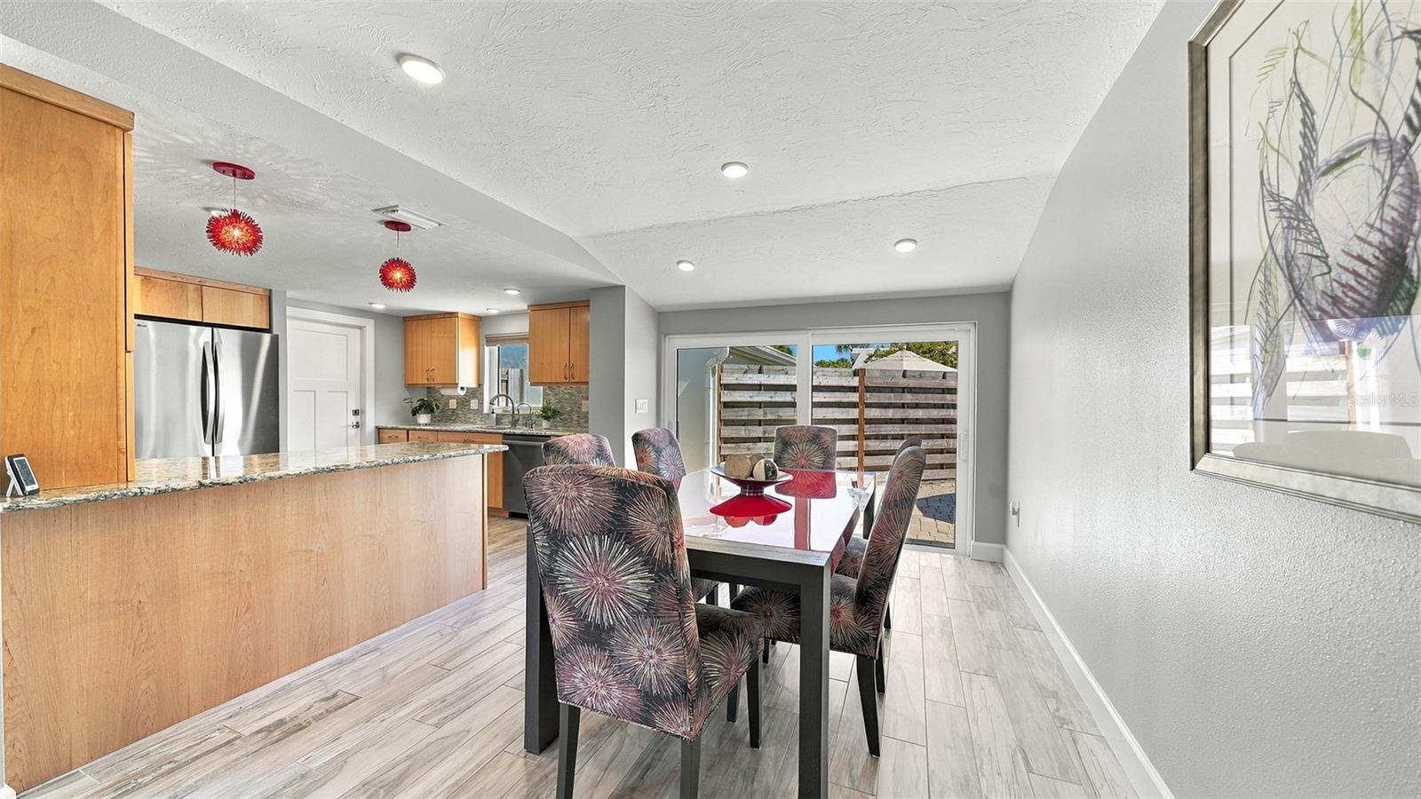 120 WHISPERING SANDS DR #V20 — photo 14