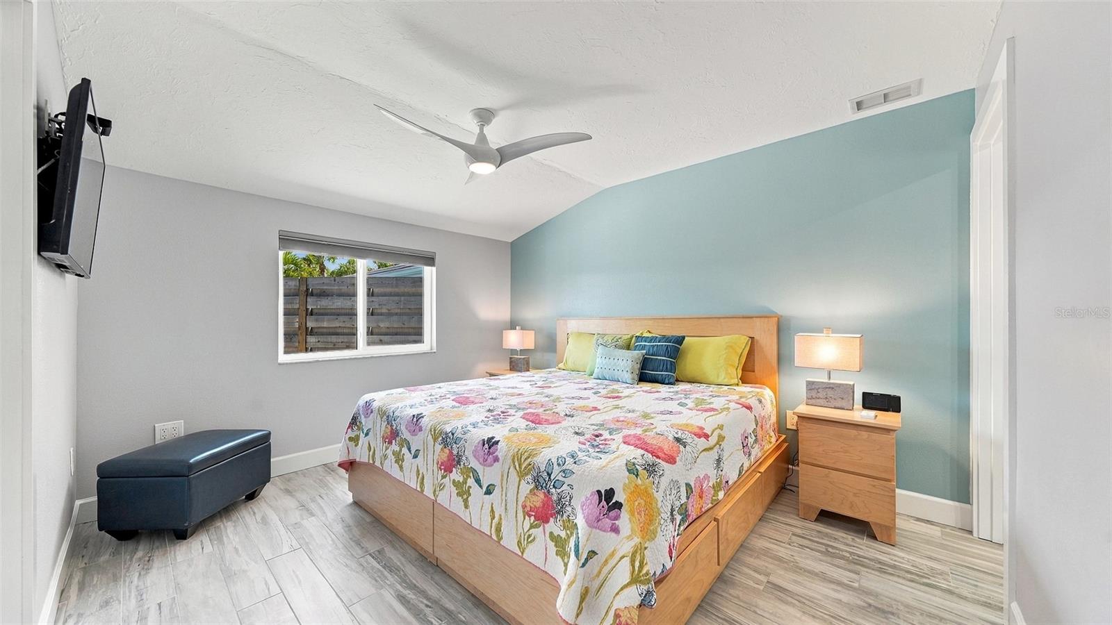 120 WHISPERING SANDS DR #V20 — photo 34