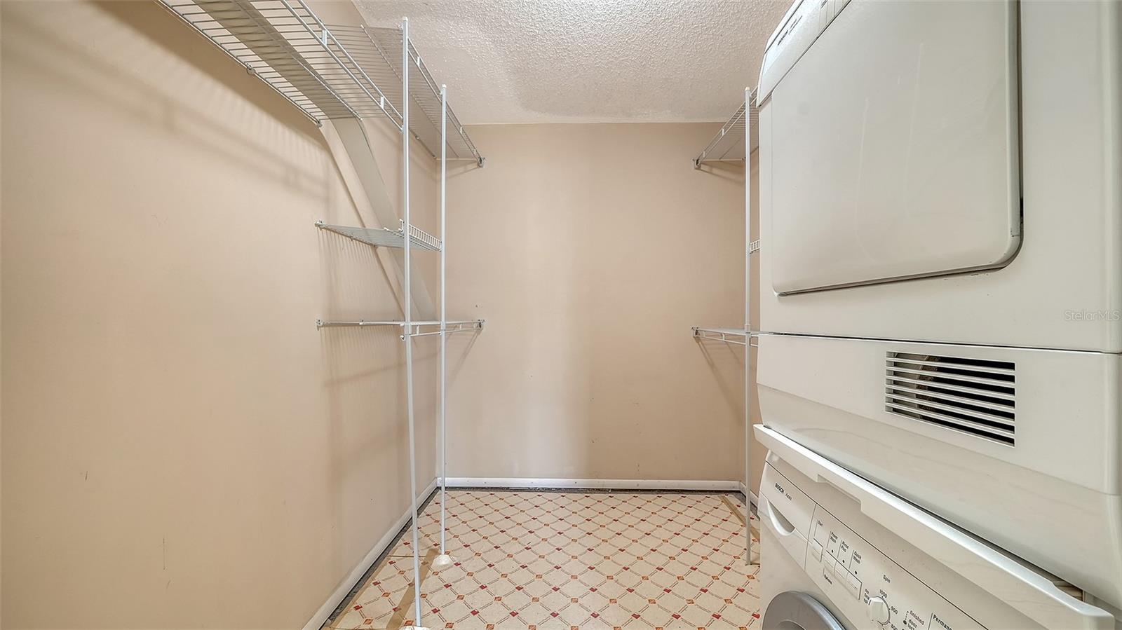 4380 EXETER DR #101 — photo 26