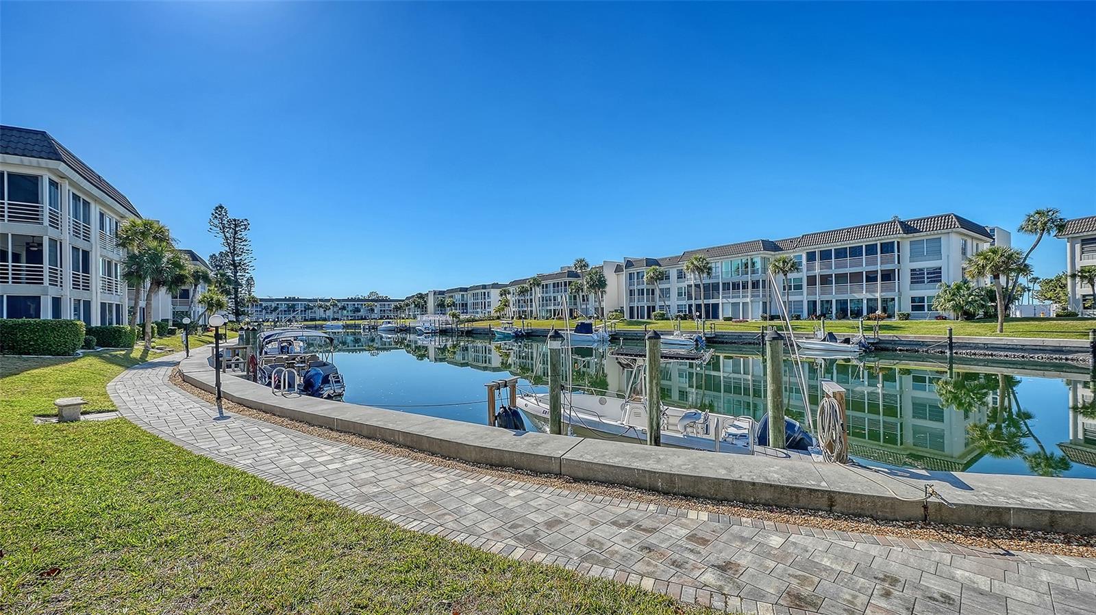 4380 EXETER DR #101 — photo 41