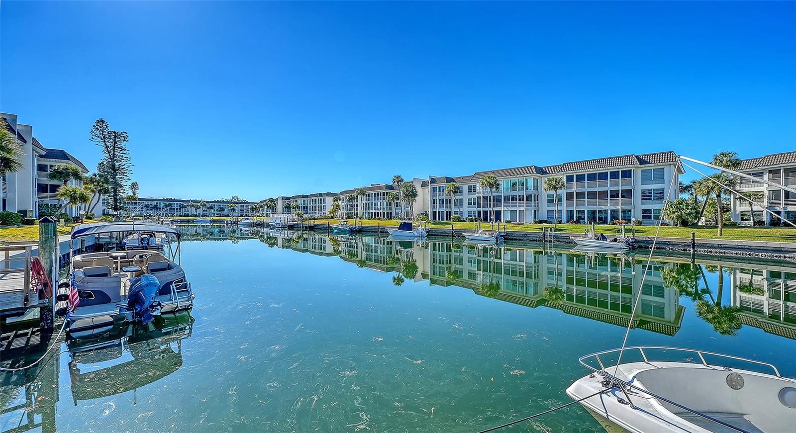 4380 EXETER DR #101 — photo 42