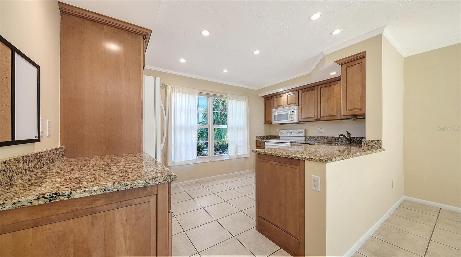 4380 EXETER DR #101 — photo 11