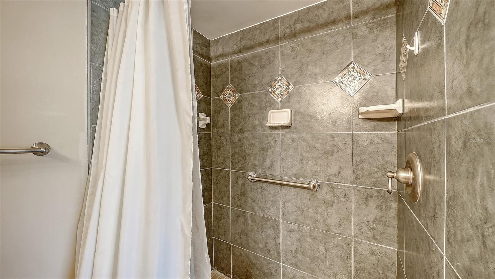 4380 EXETER DR #101 — photo 28