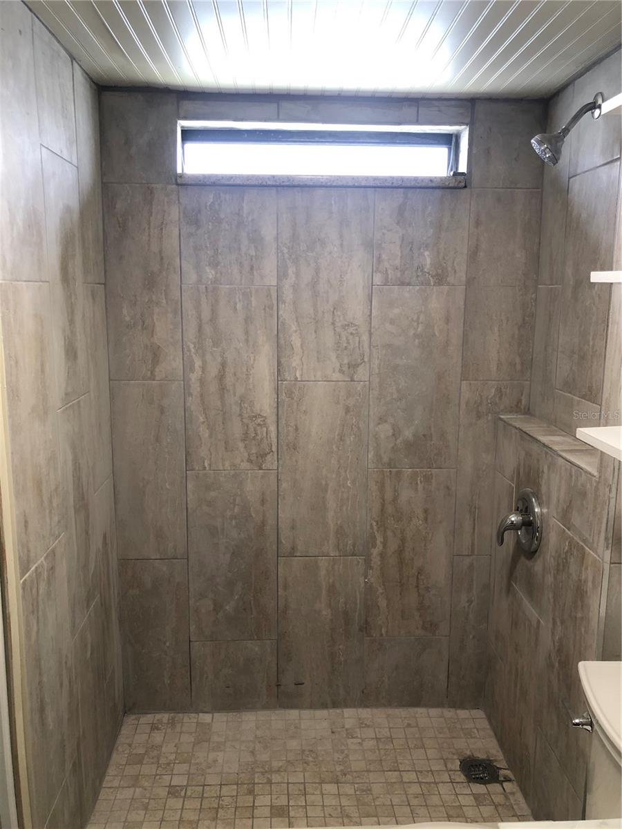 5304 CROTON ST — photo 27