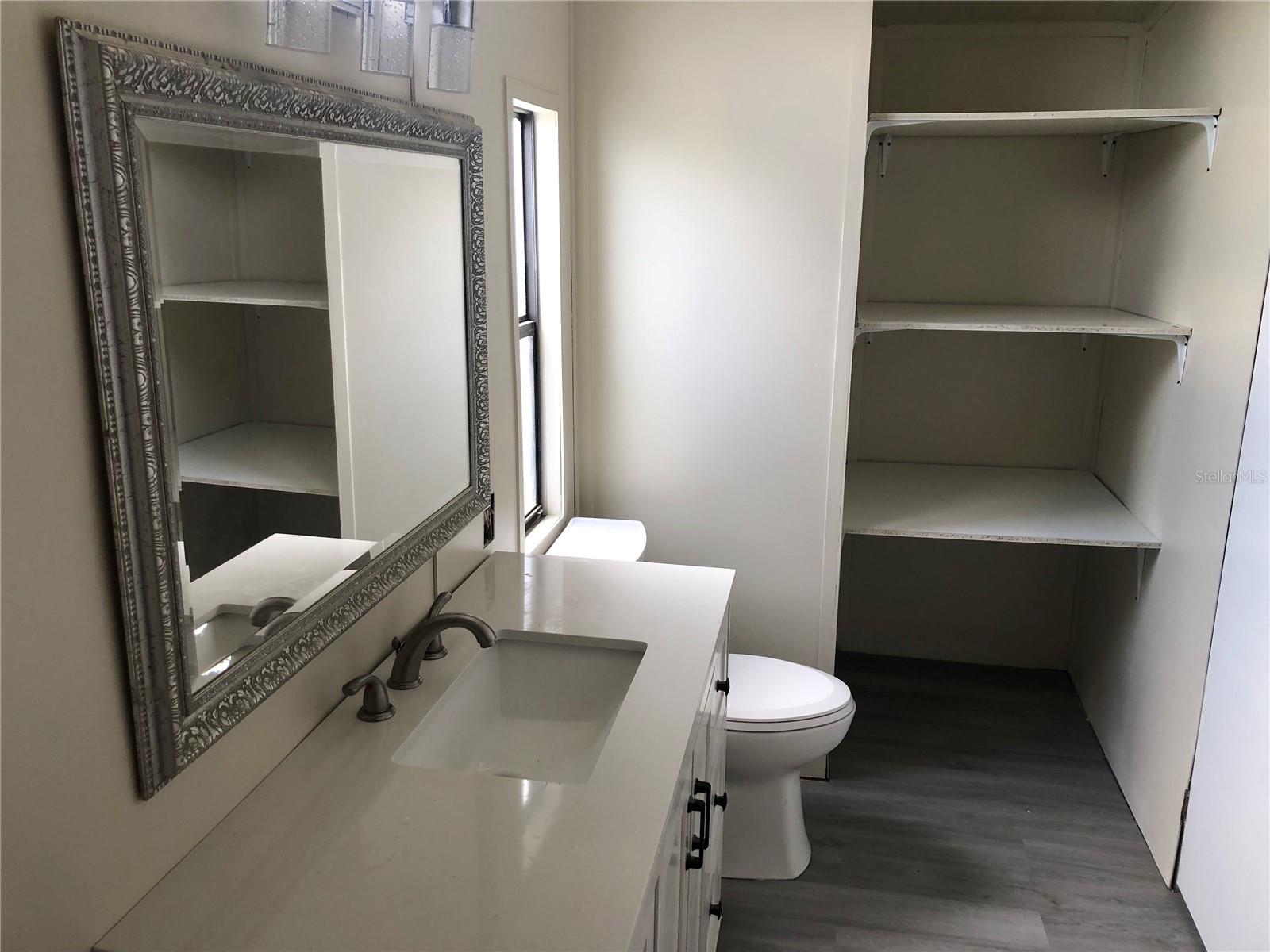 5304 CROTON ST — photo 24