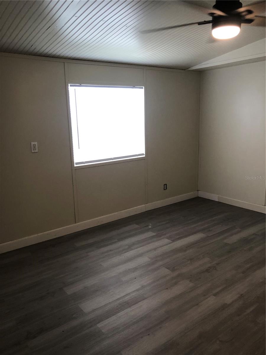 5304 CROTON ST — photo 30