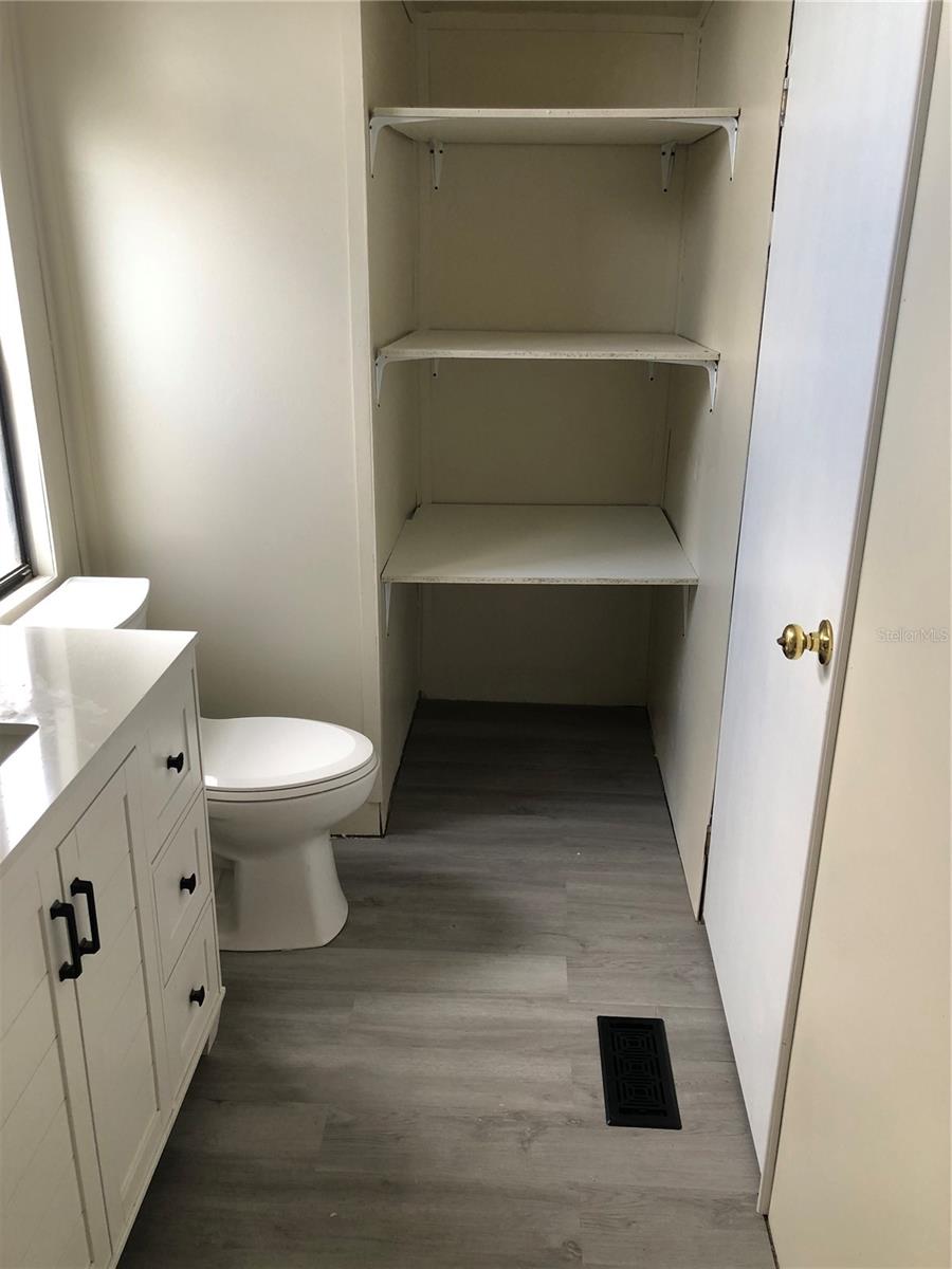 5304 CROTON ST — photo 22