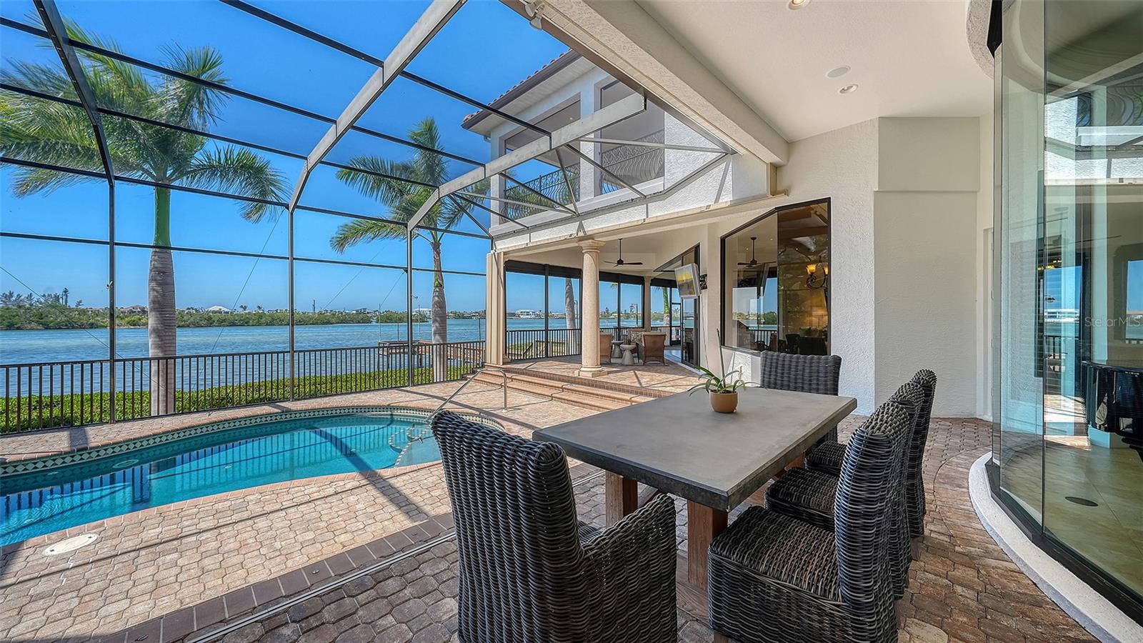 275 LOOKOUT POINT DR — photo 75