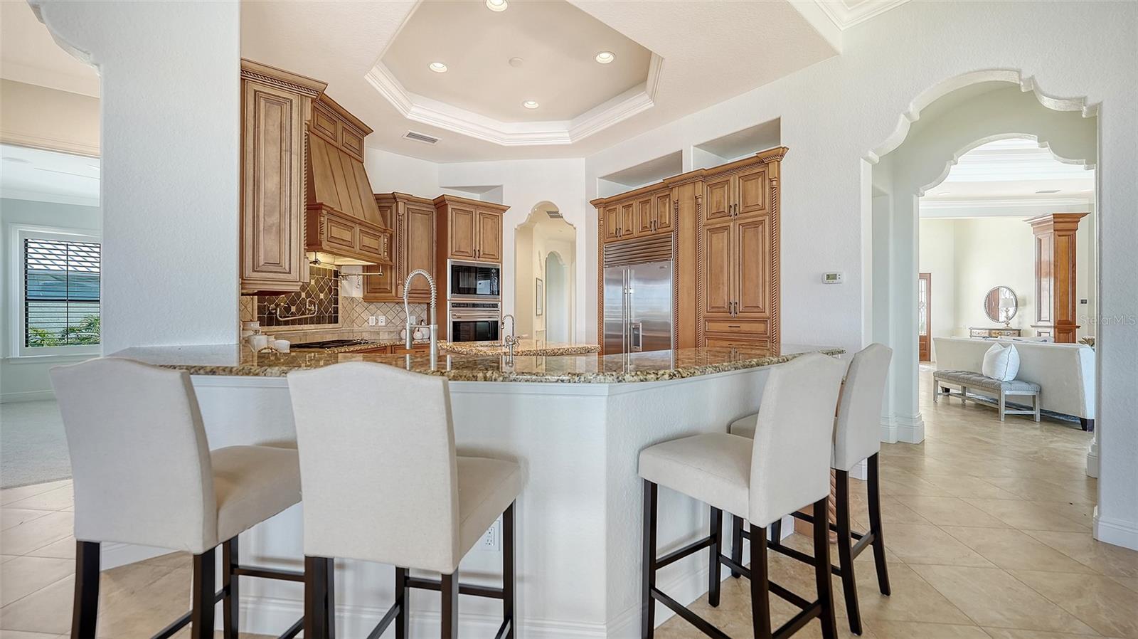 275 LOOKOUT POINT DR — photo 34