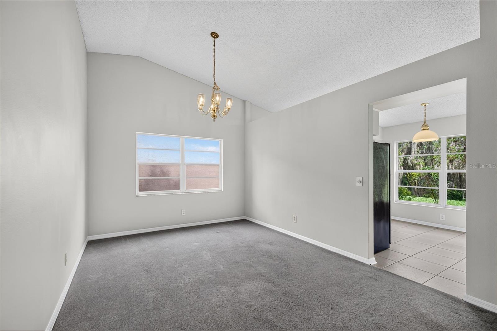1016 HARDWOOD DR — photo 14