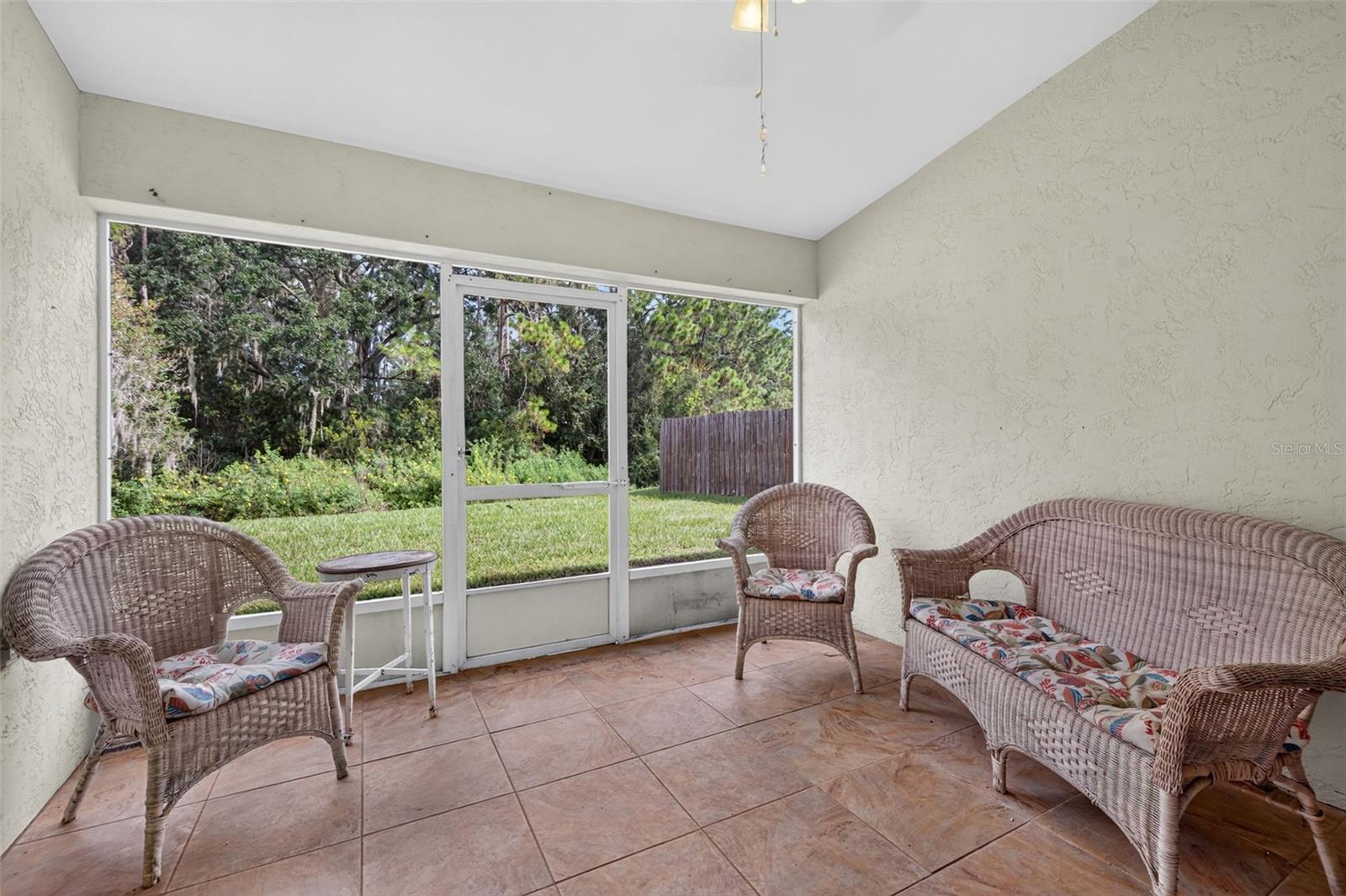 1016 HARDWOOD DR — photo 24