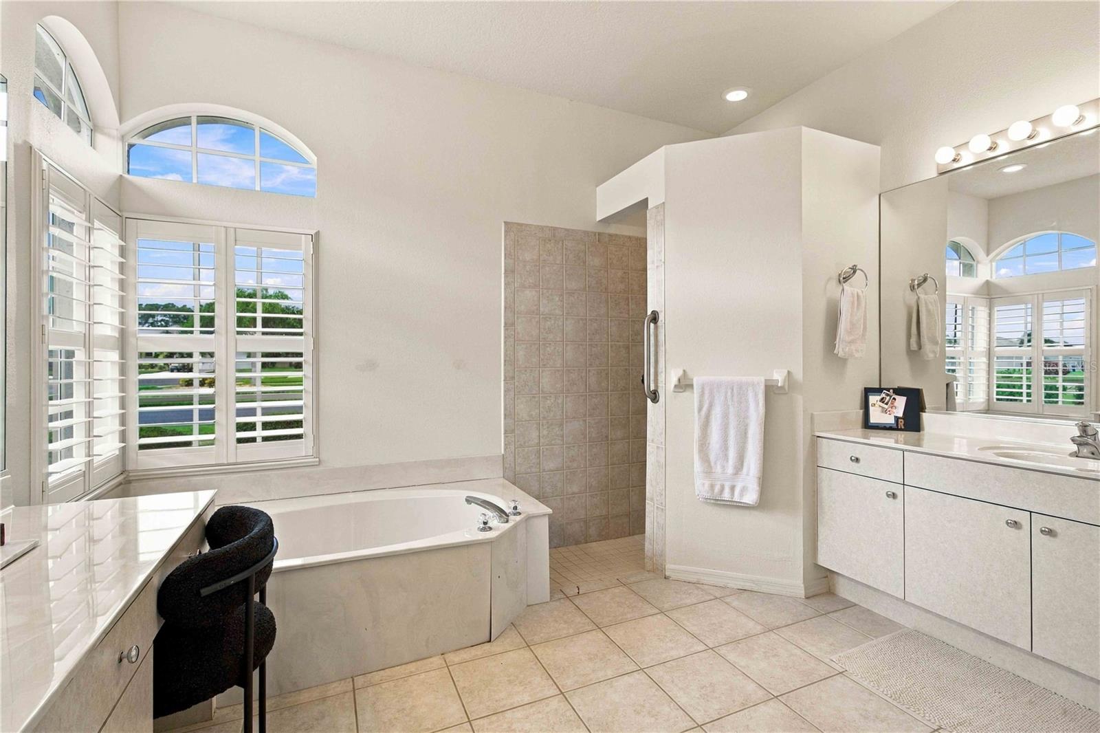 5556 SABAL TRACE DR — photo 16