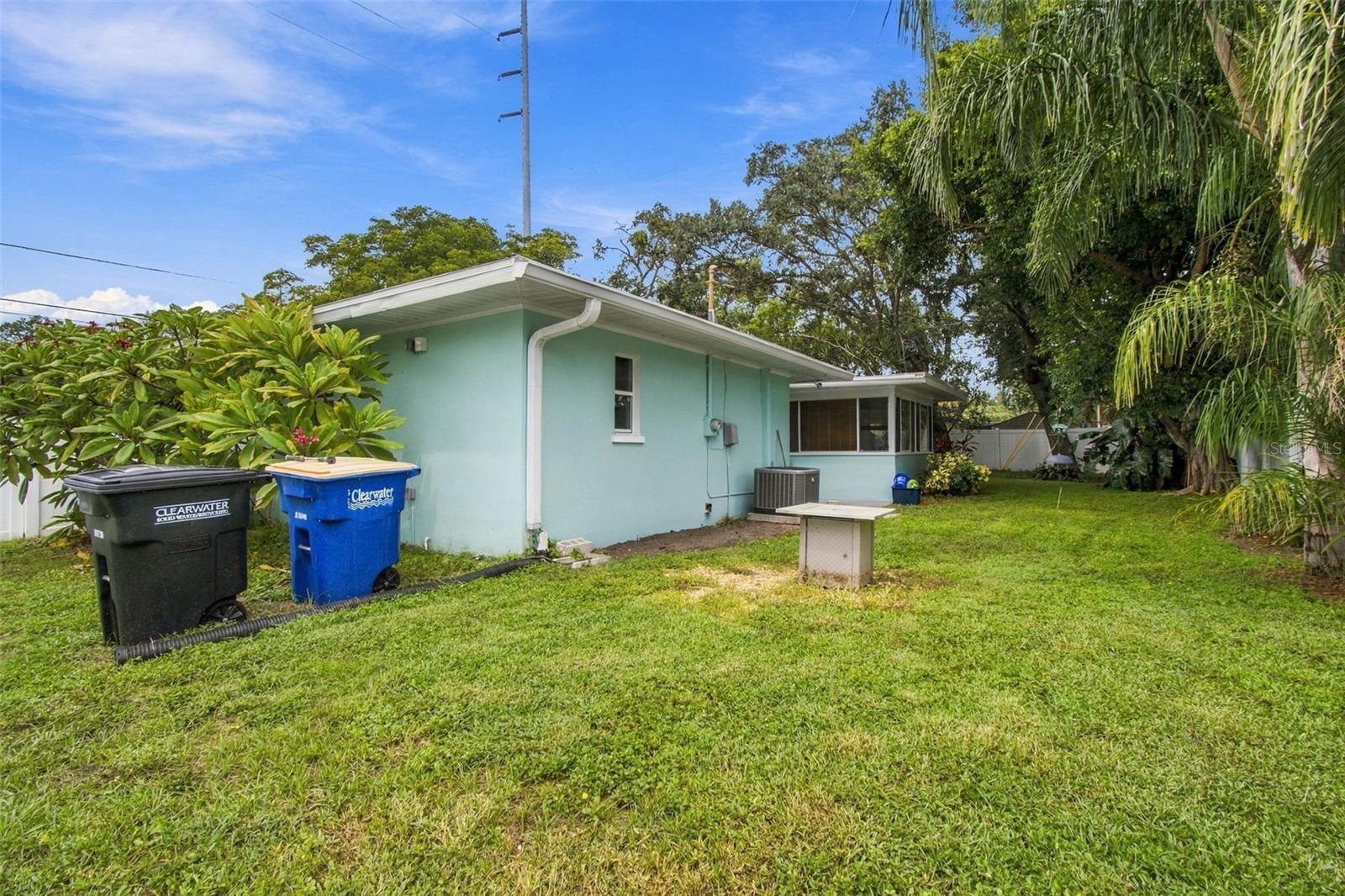 1711 N HIGHLAND AVE — photo 53