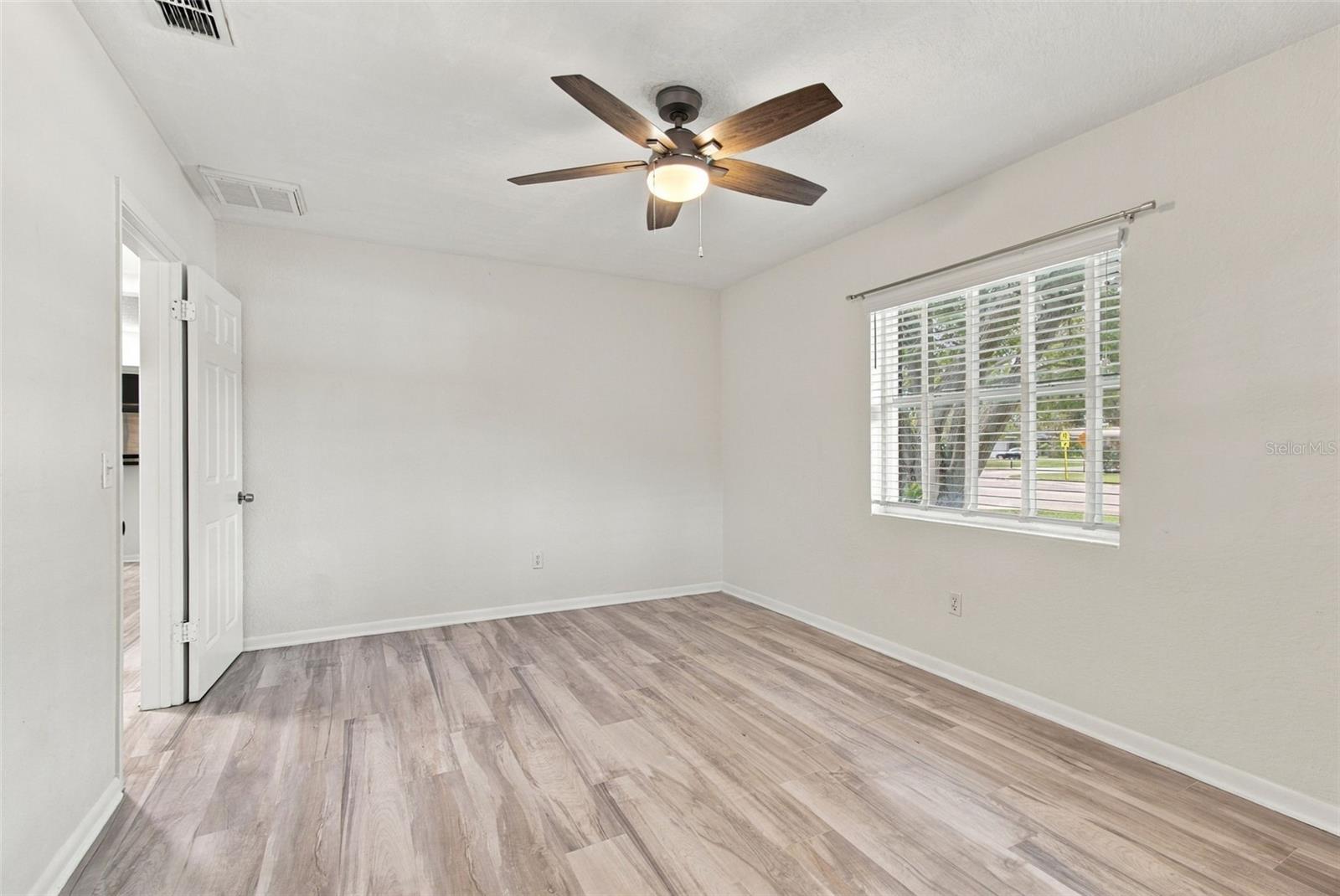 1711 N HIGHLAND AVE — photo 37