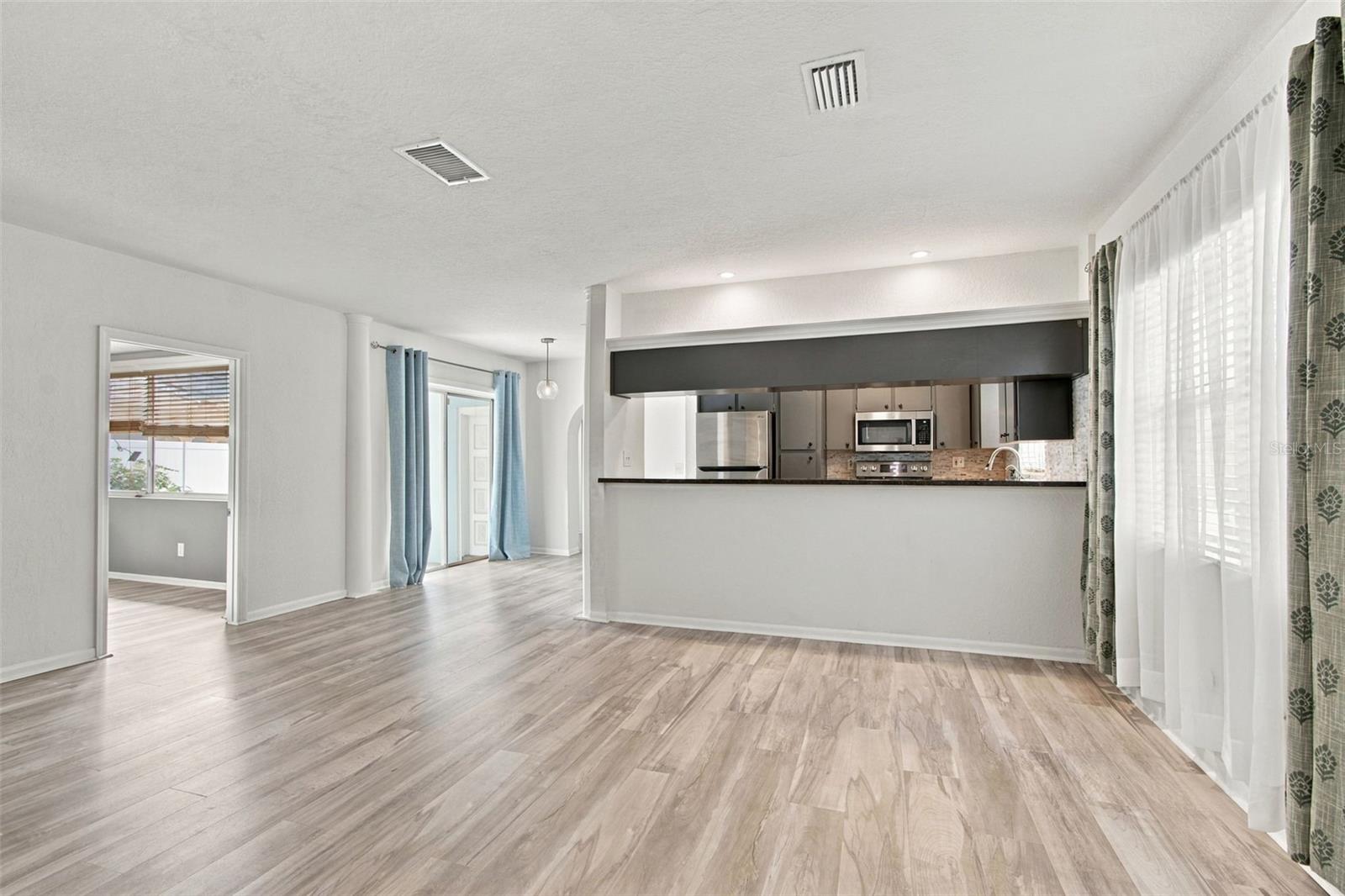 1711 N HIGHLAND AVE — photo 9