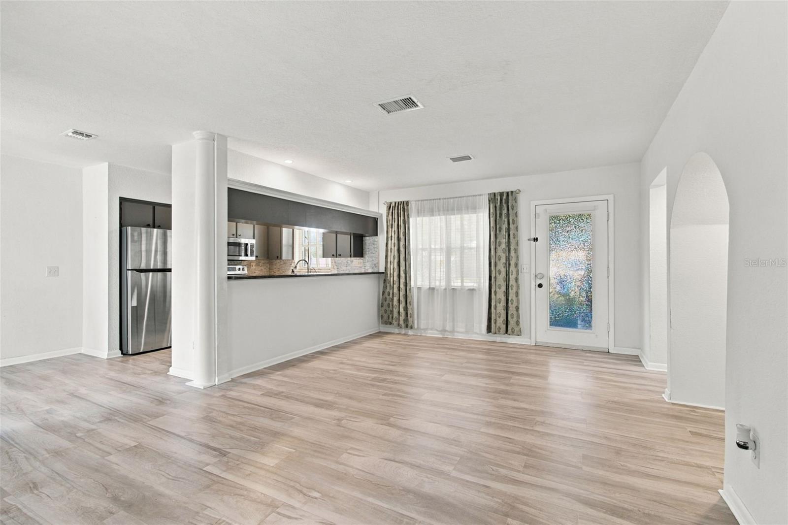 1711 N HIGHLAND AVE — photo 10